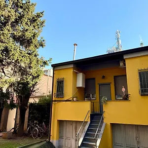 Gionas - Casa Indipendente In Zona Strategica Италия